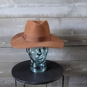 Classic Western Style Wide Brim Fedora Hat in Caramel Brown